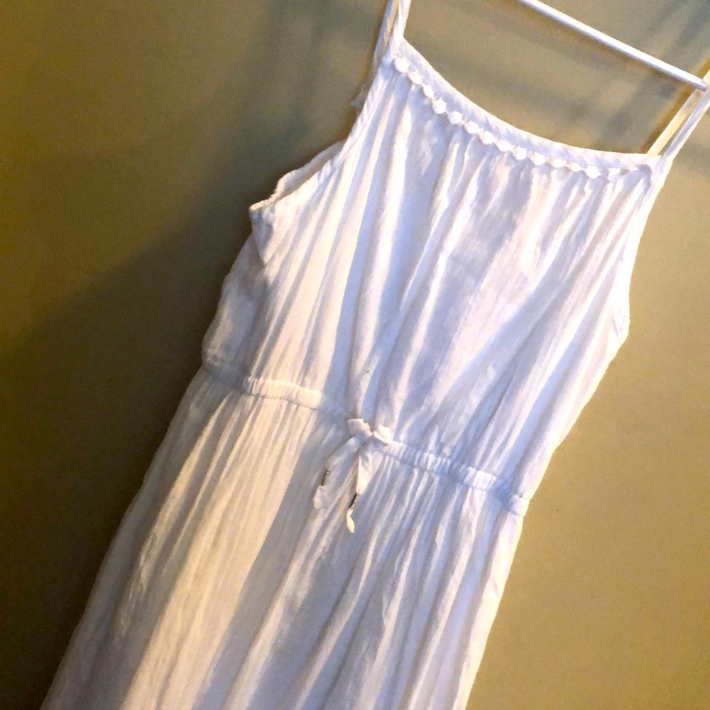 A white laced dress